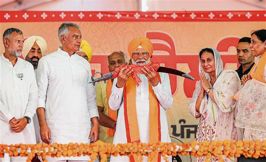 Modi cites khoon ka rishta with Punjab, says Congress let go of Kartarpur shrine in ’71