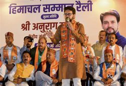 Pahari, Bhojpuri push to Tandon’s campaign in Chandigarh