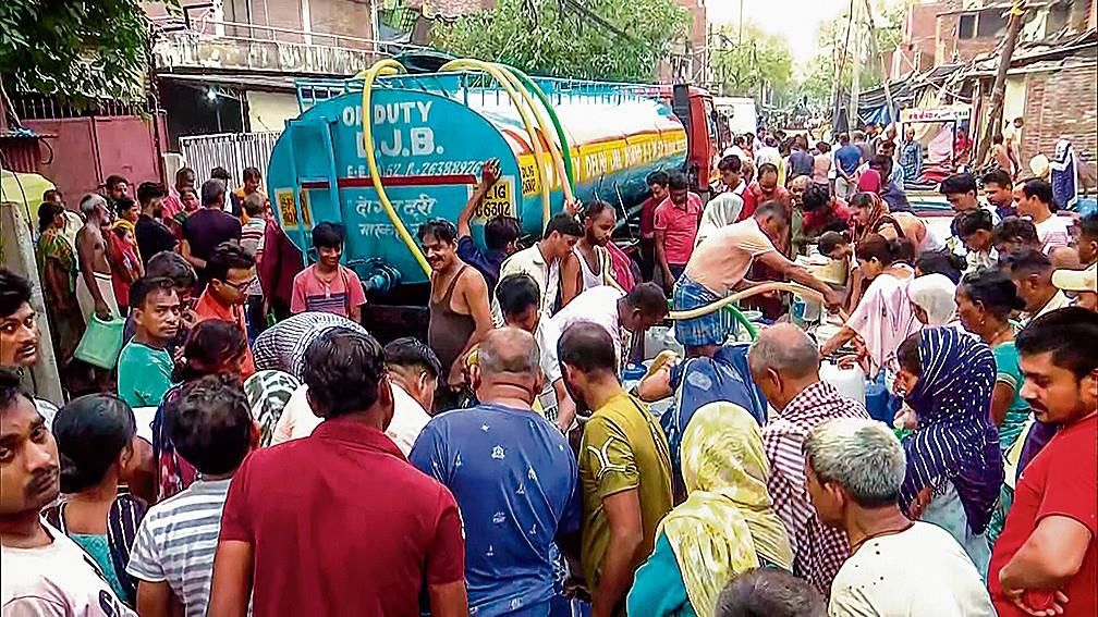 Water crisis: L-G flays AAP for ‘poor management’