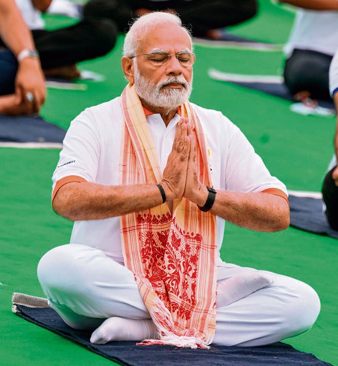 PM Modi to lead yoga day celebrations from Srinagar on June 21