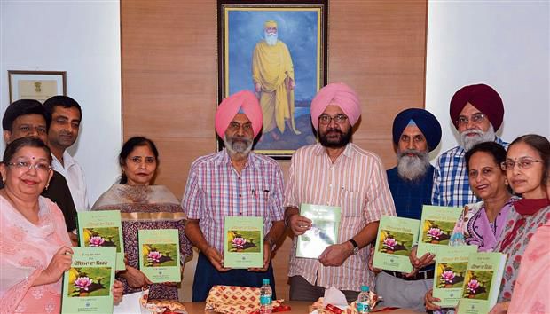 Book on plants mentioned in Guru Granth Sahib released by VC Sandhu at Guru Nanak Dev University, Amritsar