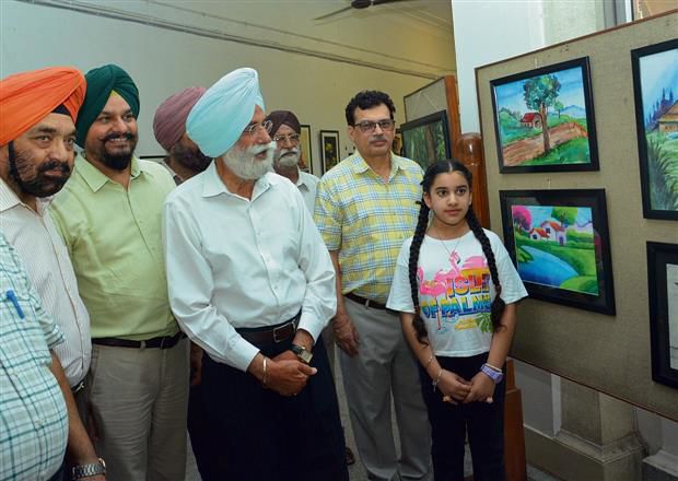 Fine arts academy hosts exhibition featuring child artists in Amritsar