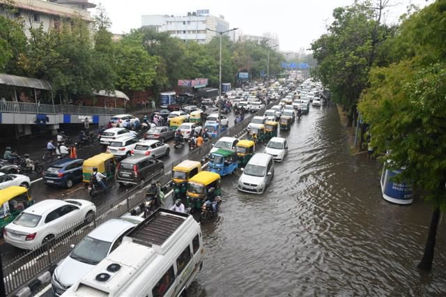 Heavy rain pounds Delhi as monsoon arrives; waterlogging, traffic snarls, power cuts add to chaos