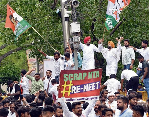 Indian Youth Congress protests over NEET exam irregularities