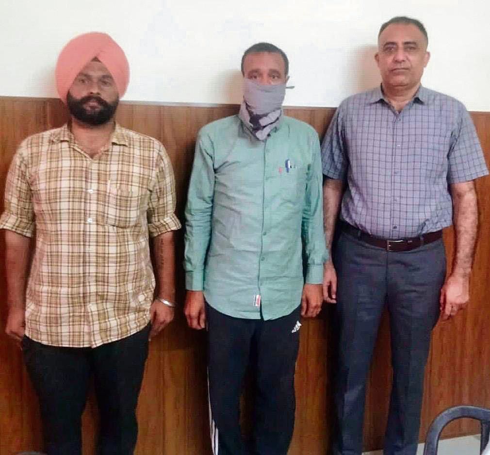 Patiala: Punjab Vigilance Bureau team arrests ASI for accepting bribe