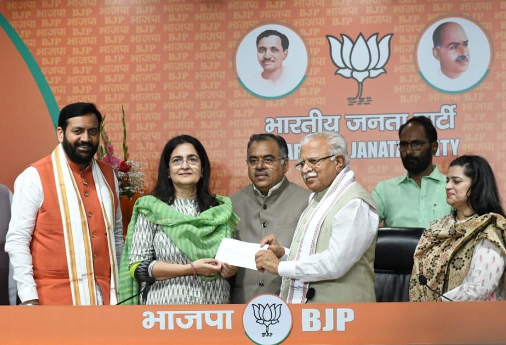 'Uchhit samman hoga': Union Minister Khattar as Kiran Choudhary jumps ship to BJP on Haryana poll eve