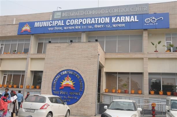 Karnal: Shopkeepers get notice over rent dues