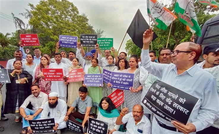Chandigarh Congress protests NEET irregularities
