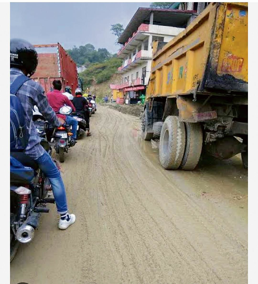 Speedy bikers turn narrow Palampur roads into pedestrians’ nightmare