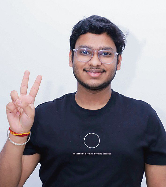 City lad Rachit bags AIR 98 in JEE Advanced