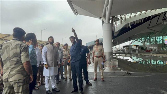 Roof that collapsed at Delhi airport built in 2008-09 by GMR: Civil Aviation Minister Naidu