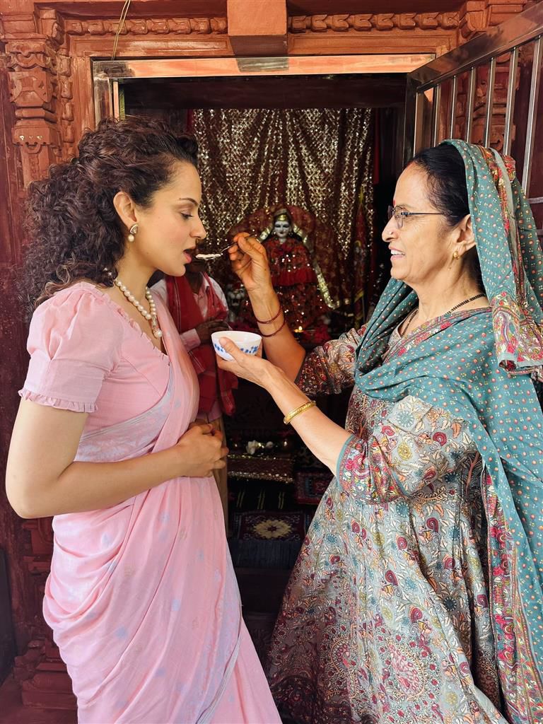 Kangana Ranaut says ‘not me, but Vikramaditya will have to pack and leave’, visits temple as she races ahead in Mandi battle