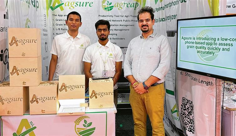 PAU start-up displays rice quality analyser at Food India Expo 2024