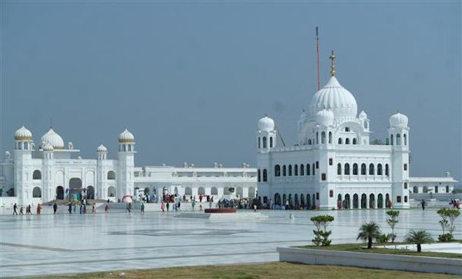 Pakistan issues 962 visas to Sikh pilgrims on ‘Guru Arjan Dev Martyrdom Day’