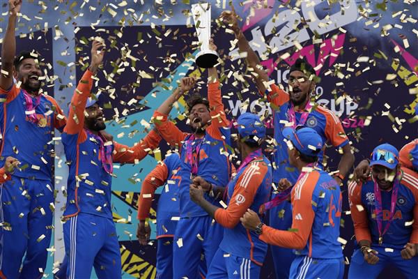 India win their second T20 World Cup title, beating South Africa by 7 runs in final