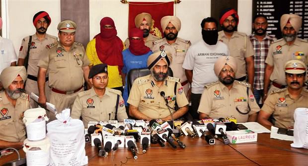 Amritsar: 2 drug cartels with Pakistan link busted, 9.2 kg heroin seized
