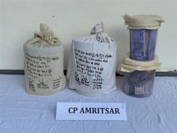 Amritsar Police arrest 3 drug peddlers, seize 9 kg heroin
