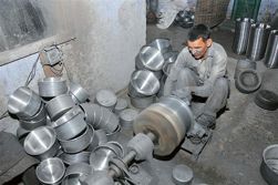 Uncertainty in steel prices irks bizmen