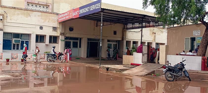 Hisar Civil Hospital inundated after rain