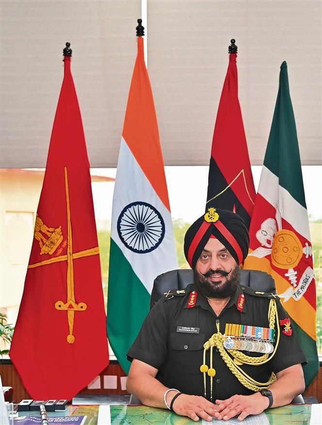 Lt Gen Manjinder Singh takes charge of Sapta Shakti Command